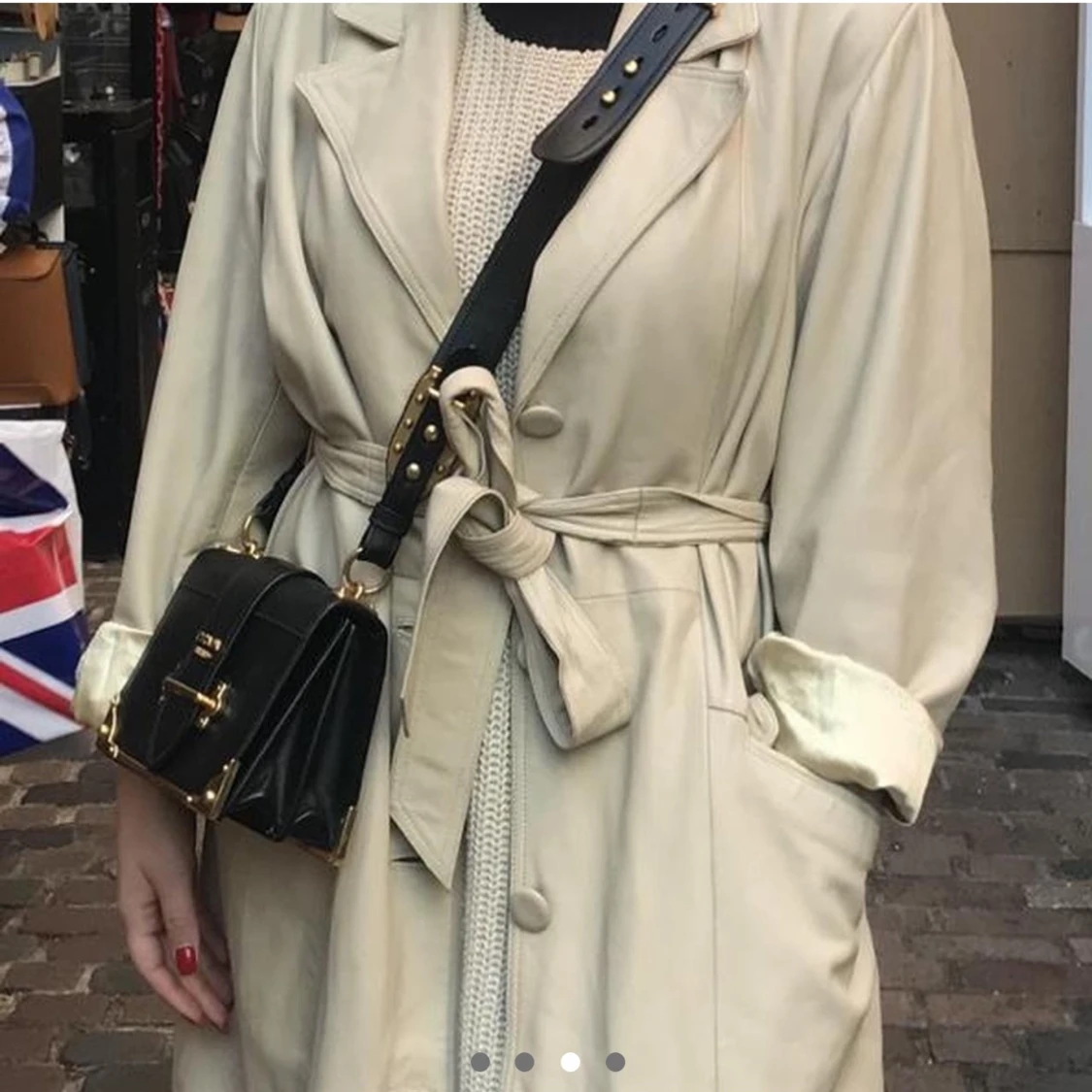 VINTAGE BEIGE LEATHERNECKS COAT! 🤍 - 91