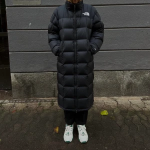 The North Face - I perfekt skick och knappt använd. Storlek XL men fungerar även som L. Är 177 cm lång :) 