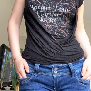 Märkes t-shirt - En ascool märkestshirt som jag nu säljer. Frakten ingår inte i priset utan tillkommer👌