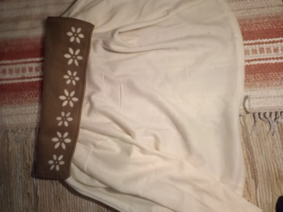 Vit och brun långärmad tröja - 91