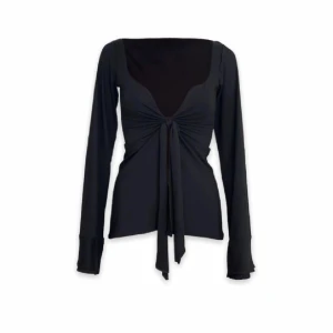 SÖKER - SÖKER denna topp från liatz i Xs-s i vilken färg som helst❤️