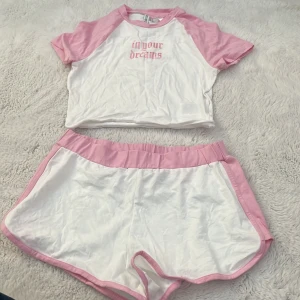 pyjamasset - jättefint pyjamasset från h&m ALDRIG använt