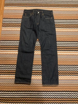 Levis 501 jeans blue rigid - Dem är i bra skick 33/32