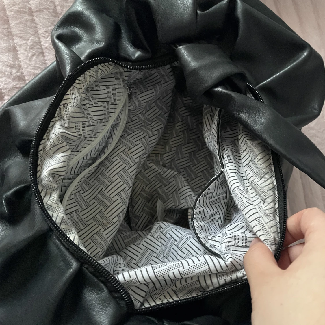 Vardags väska i svart - 91