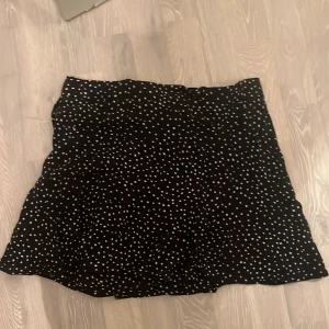 Volangkjol - Med band  Large/medium