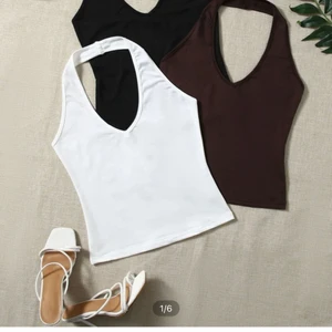 Toppar - Säljer dessa 3 toppar från SHEIN😍 jättefina men lite för stora på mig. Alla för 100kr, köparen står för frakt💗