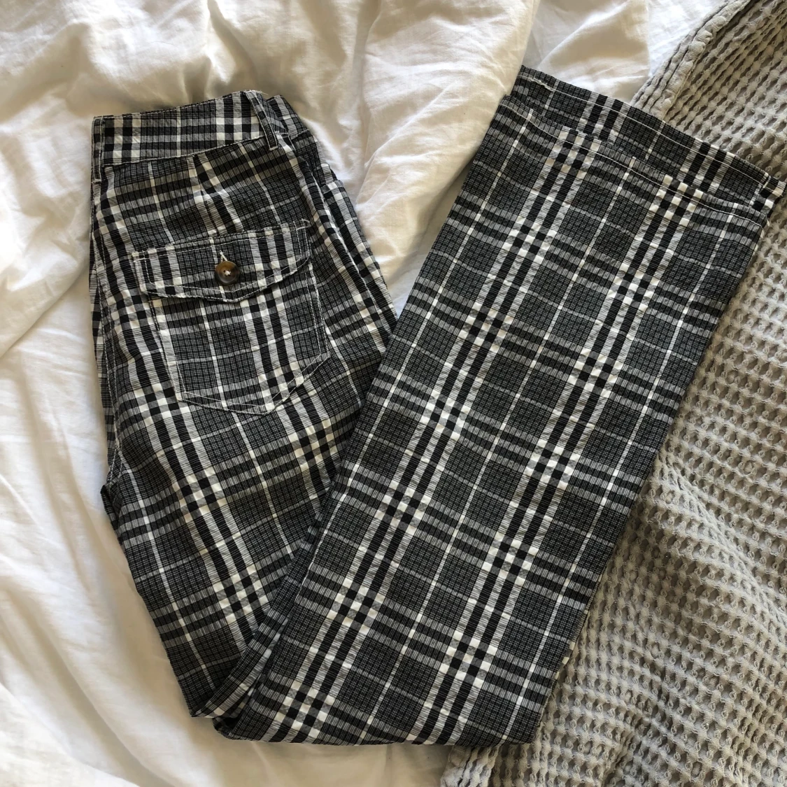 Rutiga raka byxor från asos