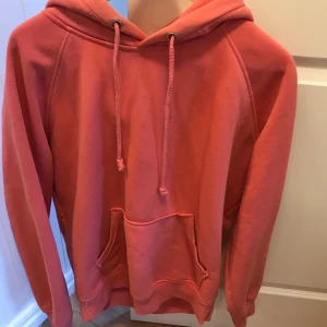 BikBok Hoodie  - Säljer en Hoodie från BikBok då den inte andvänds längre tyvärr 