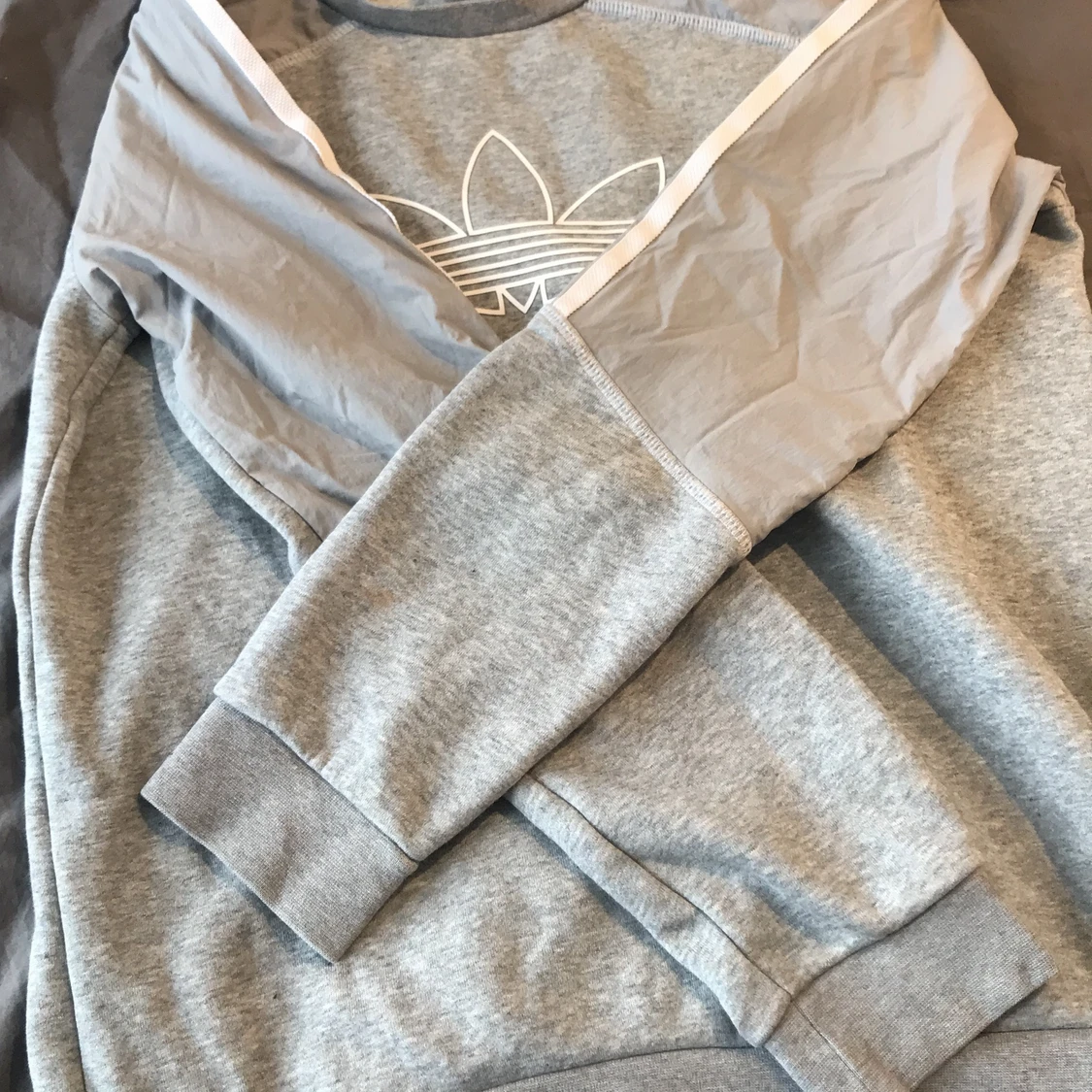 Adidias hoodie  - 90