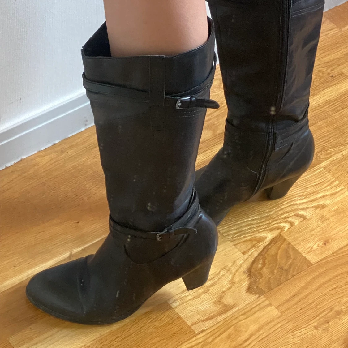 Svarta höga boots - 91