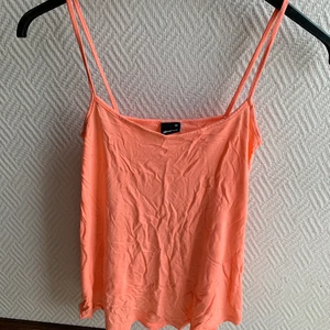 Linne  - Linne från Gina Tricot stolen XS