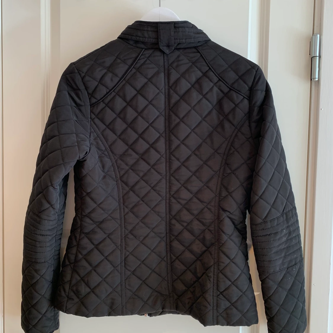 Hollies höst/vår jacka stl S ev liten M - 91