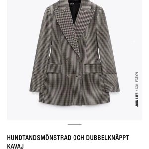 Zara kavaj// storlek S - I nyskick! Knappt använd i stolen S :) 