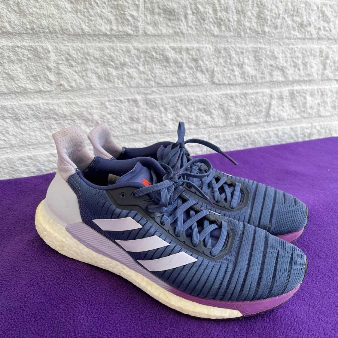 Adidas löparskor storlek 40 - fint skick!