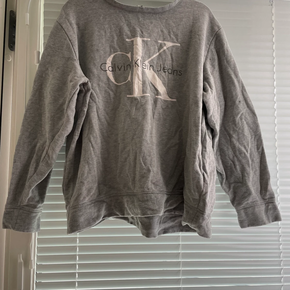 Calvin Klein tröja i storlek M