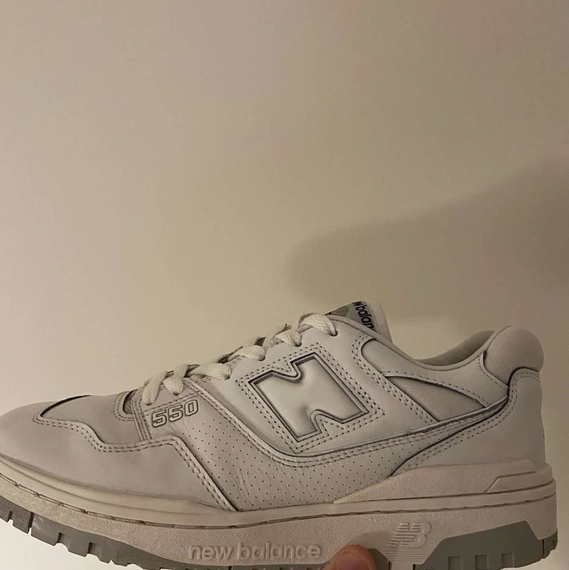 Nee Balnace 550 White/Grey