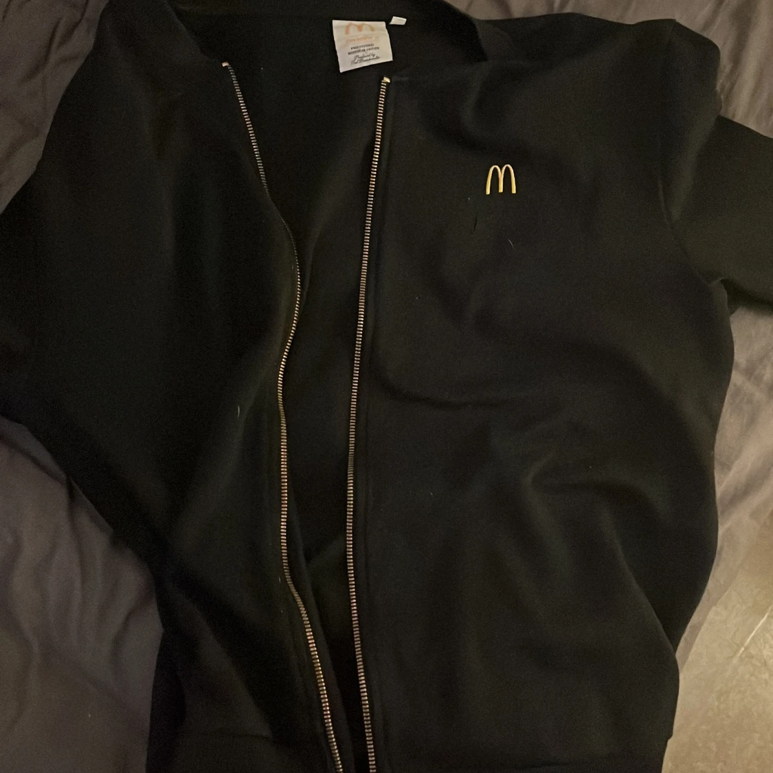 McDonalds sweatshirt  - 90