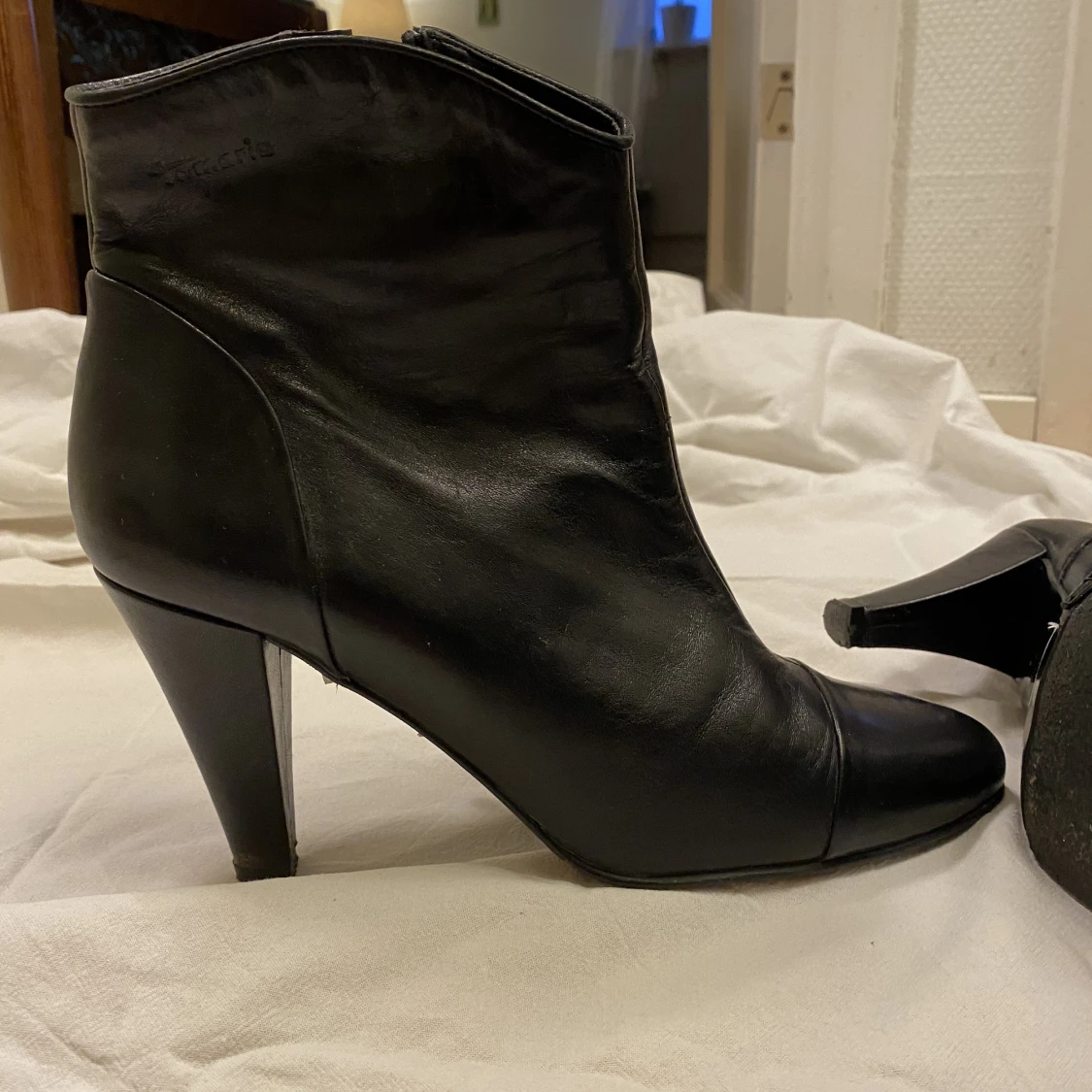 Svarta klackskor - 90