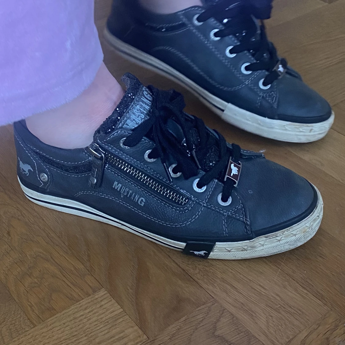 Mustang skor - 91