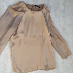 Blus från Gina! - Ginatricot blus