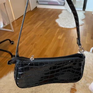 Väska - Gullig väska som aldrig är använd💓 Köparen står för frakten!