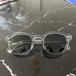 Moscot solglasögon med färgen: Lemtosh light grey Storlek: 44 (Narrow)