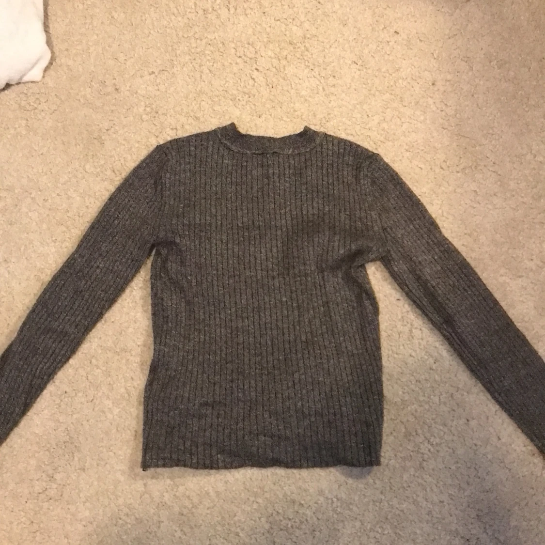 Grå tröja från hm - 90