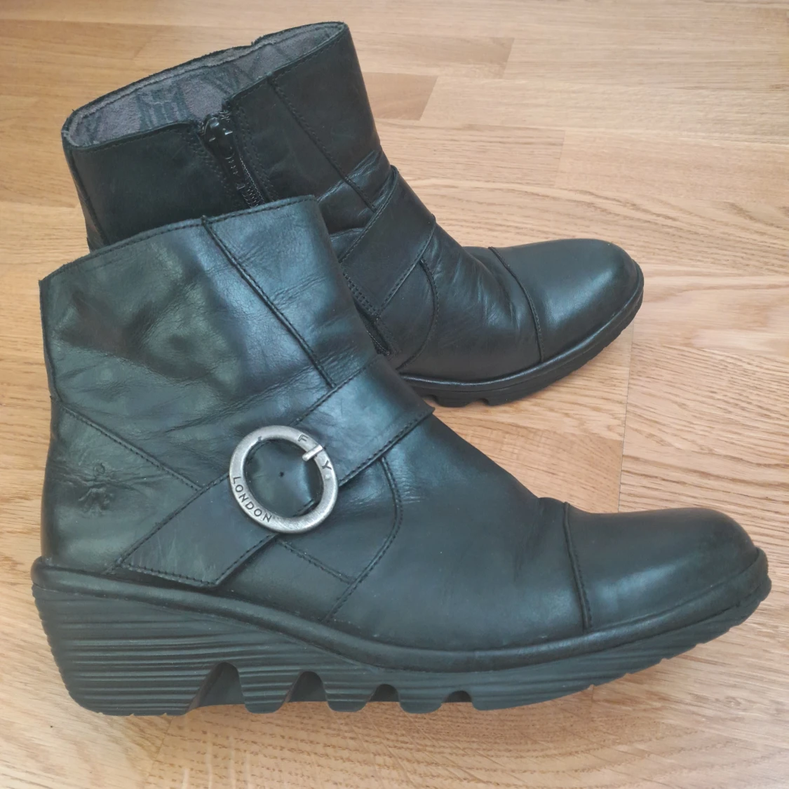 Boots - 90