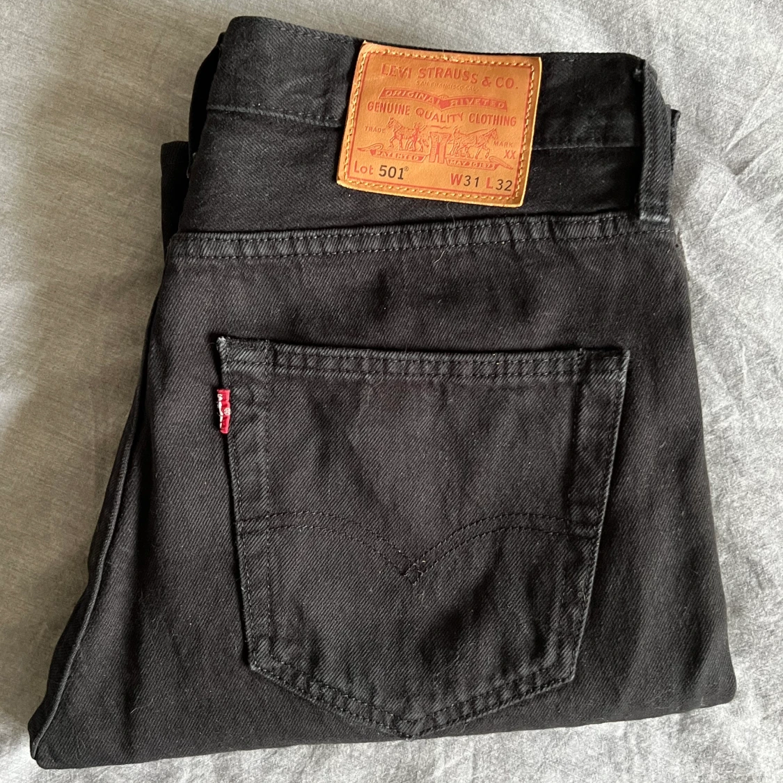 Levis 501 W31L32