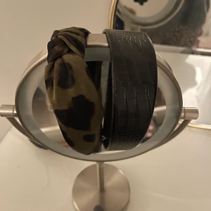 Diadem  - 2 superfina diadem - köp båda för 50 eller 30kr styck ❤️