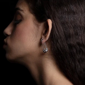 wos örhänge - örhänge från wos jag inte får användning av💝