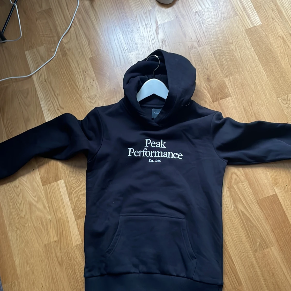 Peak hoodie