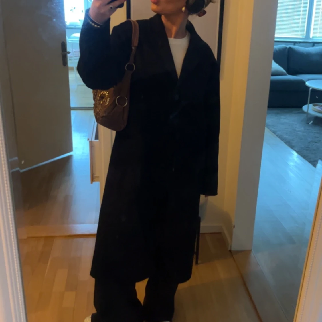 Axel arigato lång svart kappa 