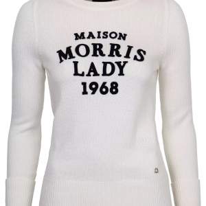 En super fin stickad Morris tröja, den är i fint skick men kommer ej till användning💗köpt för 1300kr och säljer för 200kr, långa ärmar vilket är ett plus som är till för att kunna vika upp om man vill