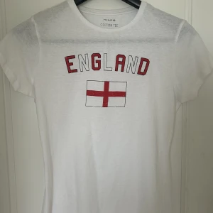 Tshirt - Skön tröja från primark 🏴󠁧󠁢󠁥󠁮󠁧󠁿