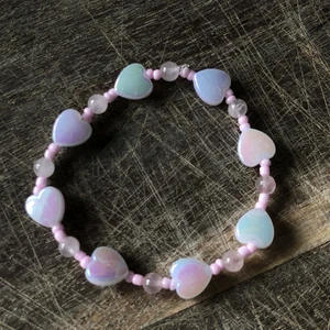 Armband med rosenkvarts  - Handgjort gulligt armband med äkta rosenkvarts 💕 betalning via swish 🌙