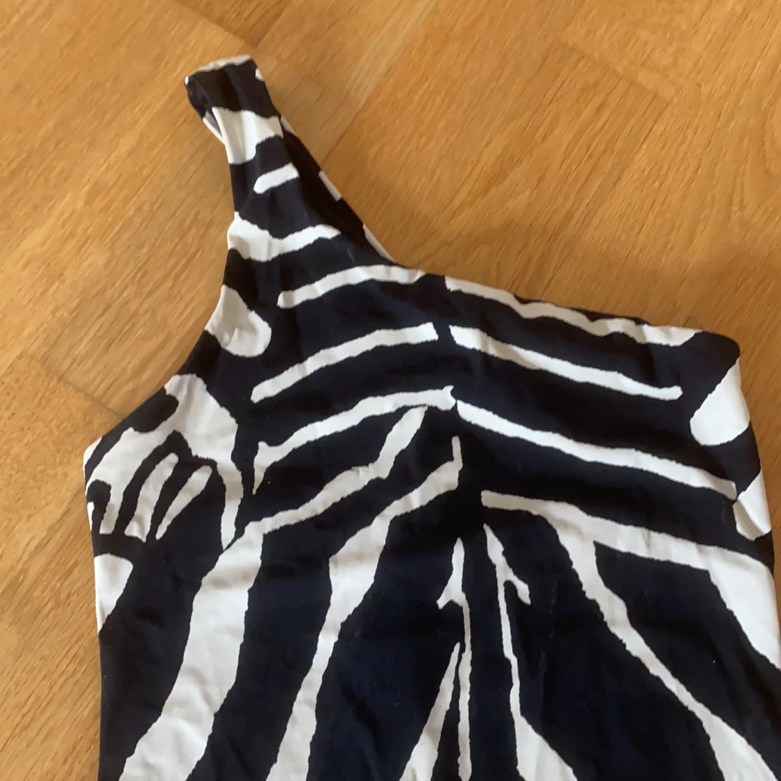 Baddräkt i zebra - 90