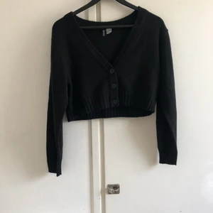 Topp - Fin svart topp från HM i storlek s