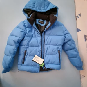 Barn jacka - Barn jacka helt oanvända, storlek 140, för 10 år