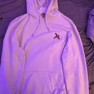 Hoodie - Vit Axel arigaro hoodie.  Äkta