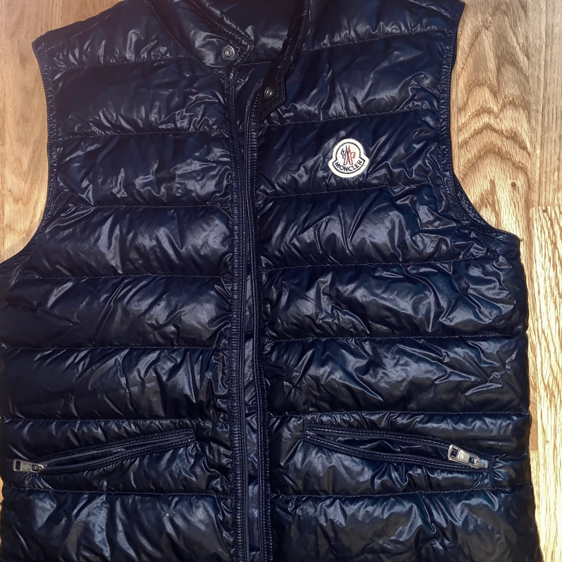 Moncler gui väst  - 90