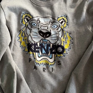 Kenzo tröja för 1200kr  - Äkta kenzo tröja för 1200 kr den är i bra skick och sällan använd 