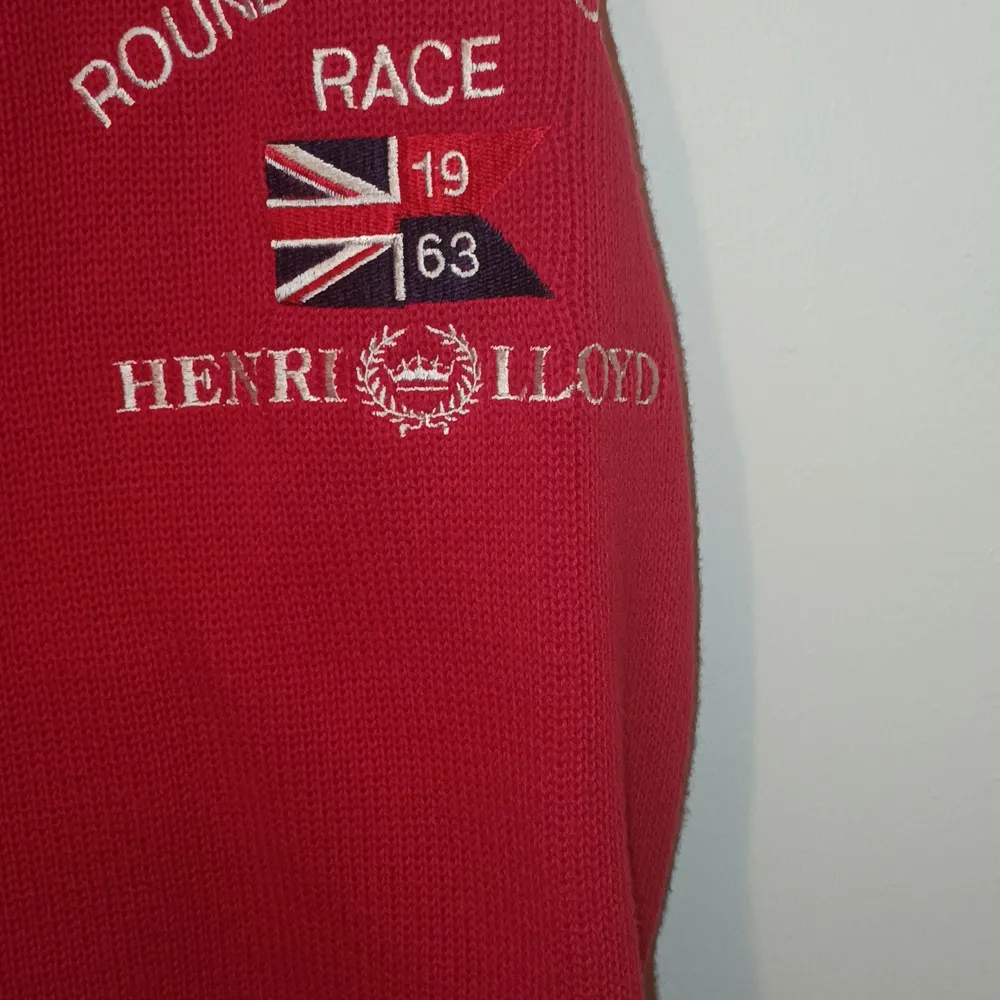 Henry Lloyd herr tröja långärmad & lite tjockare, size:xxl,  väldigt fint skick, röd. . Stickat.