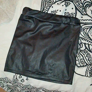 PVC stretch kjol - Kortkort PVC stretch kjol 