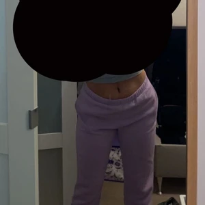 Mjukis byxor - Jättemysigs mjukisar från Gina tricot, nästan aldrig använda, är i strl xs 