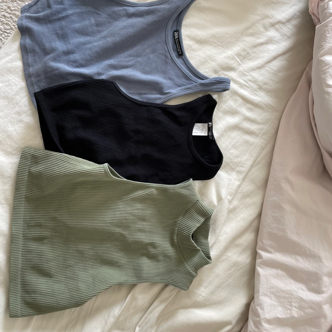 Superfina sommartoppar - 91