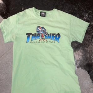 Thrasher tshirt - Köpt i somras men va lite impuls köp så den igentligen va för liten men tyckte den va fett snygg haha, den gick iaf inte mycket till användning då den va för liten