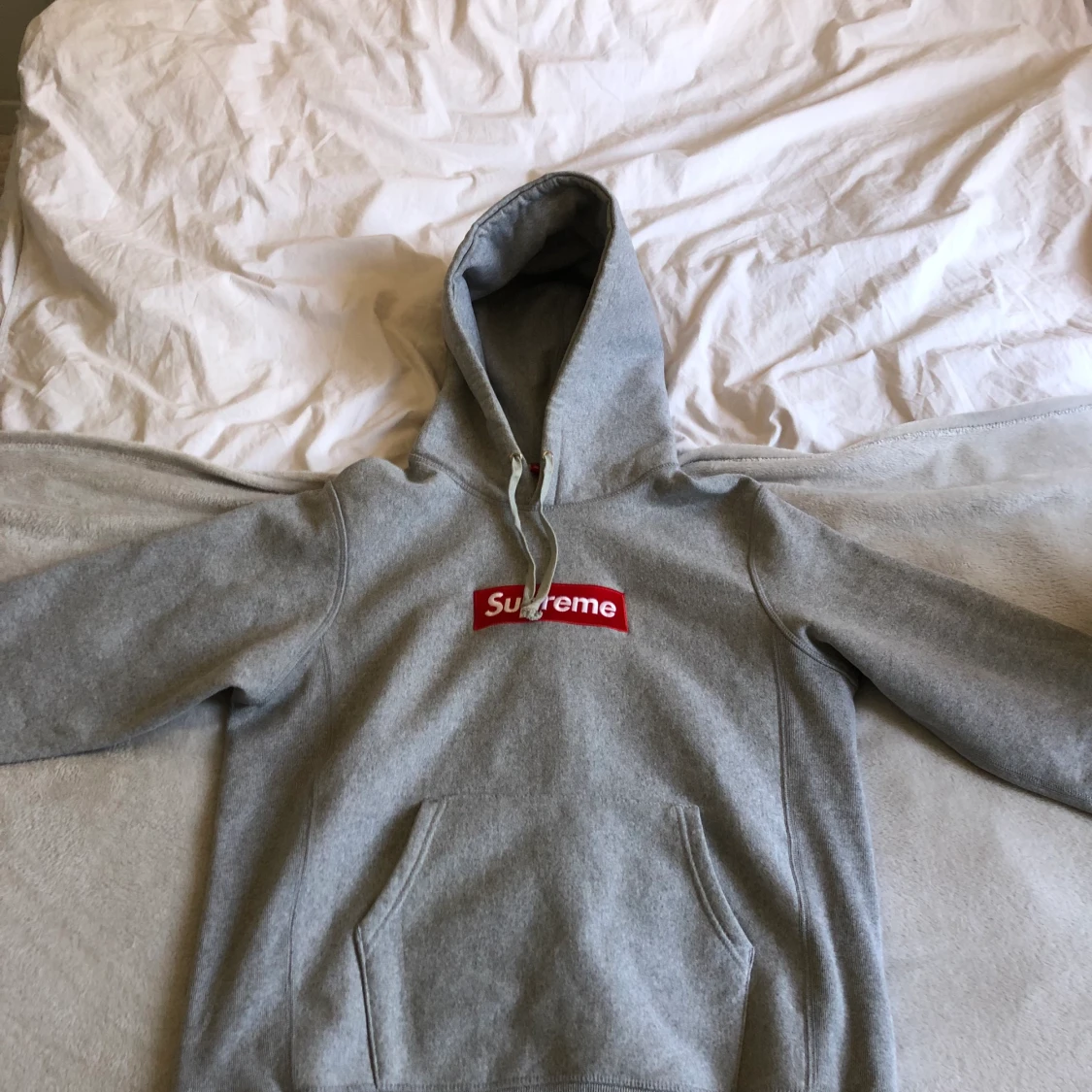 Supreme Hoodie