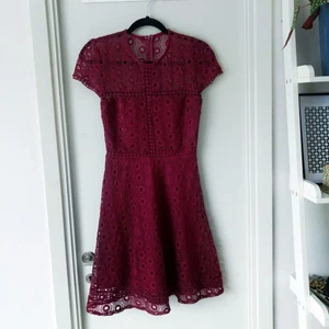 Nelly trend / Klänning / Spetsklänning / Strl 34 - Fint skick