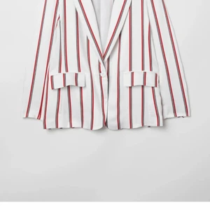 Jag söker en san jacka - Jag söker en san jacka från HM som är stl 44 eller 46